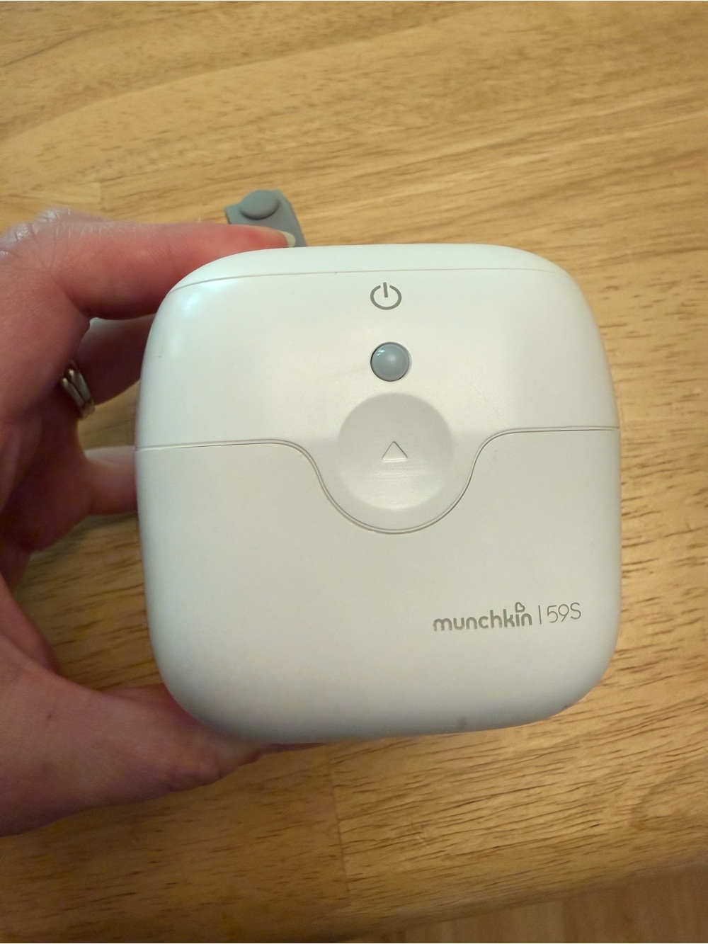 Munchkin White Portable Baby Bottle Sterilizer